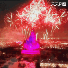迎接2021新年!上海迪士尼烟花绚丽夺目!