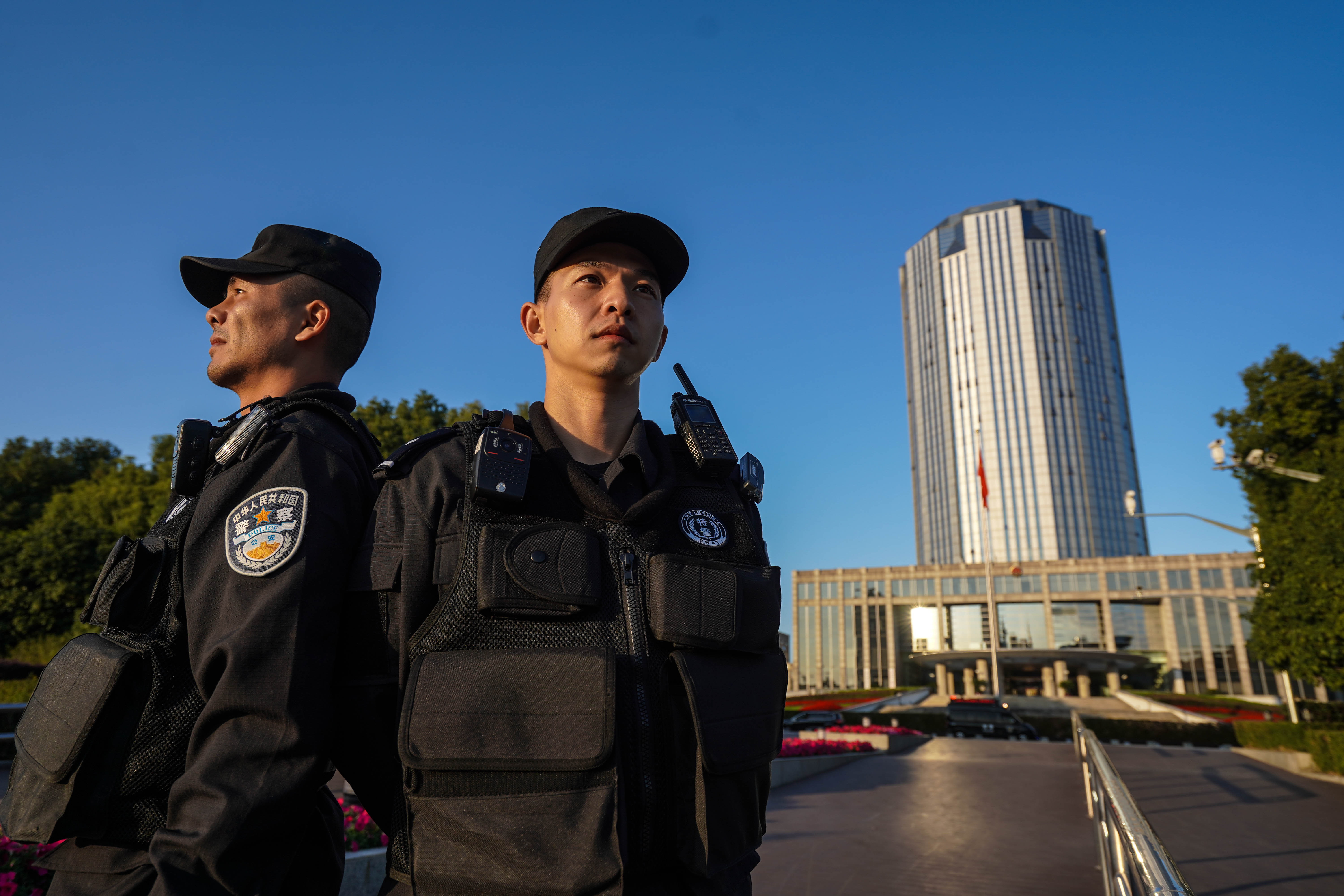 浦东特警大练兵提升实战练兵能力