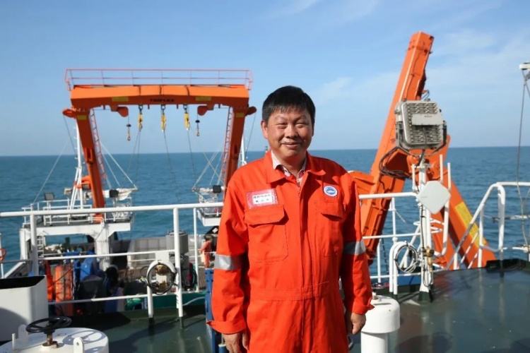 国际谈判远洋调查渔情预报公海休渔世界的大洋大海就是他们的课堂